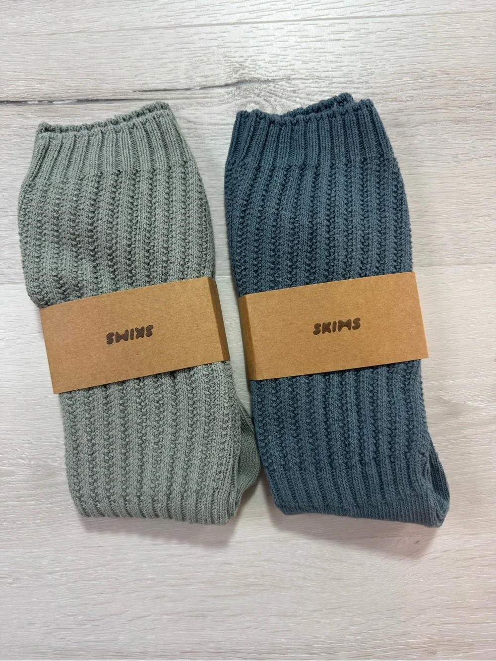 NWT 2 pair SKIMS slouch socks, blue and sage